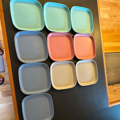 Square plastic dinner plate - plastic,